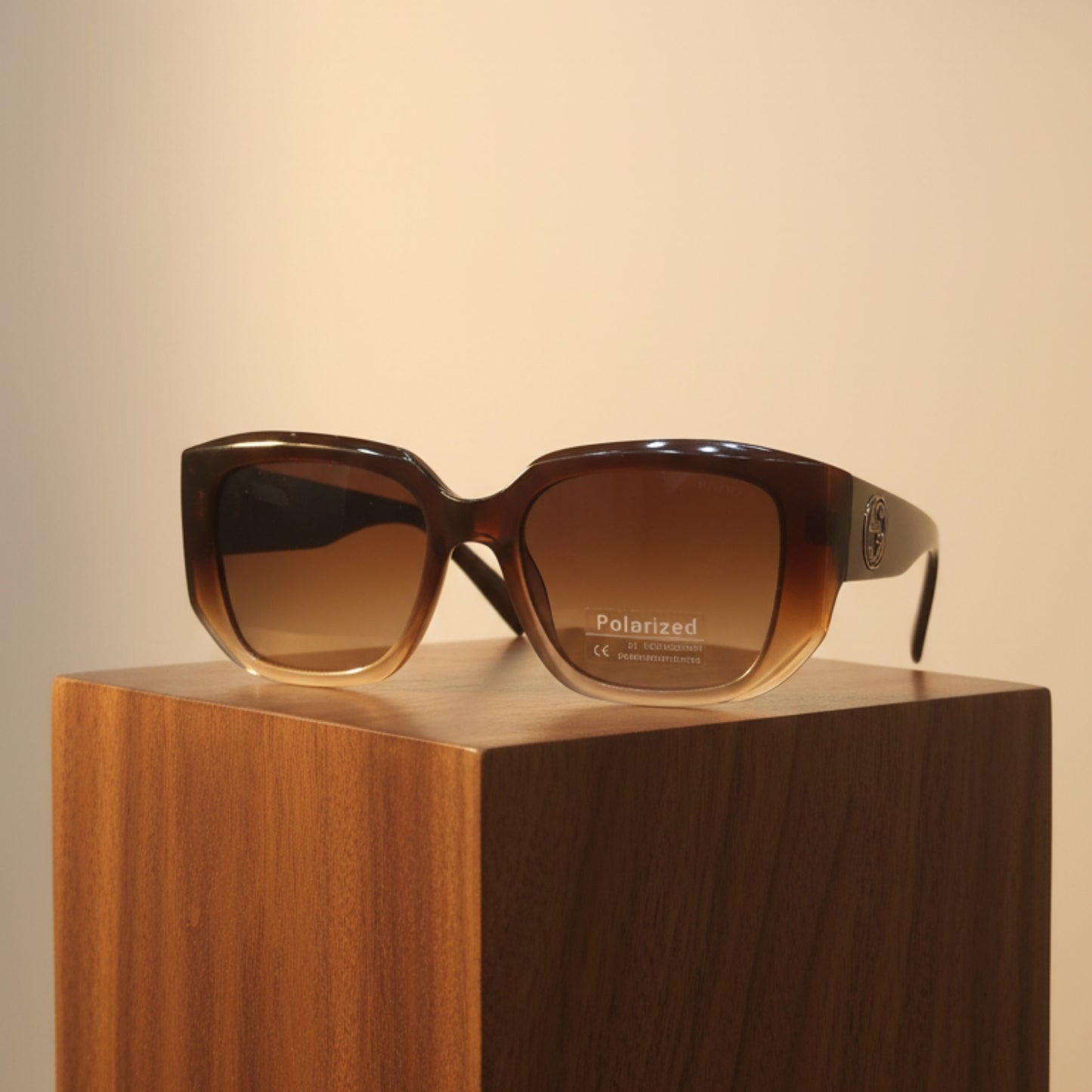 Crescent Glow Polarized Shades -P03051-